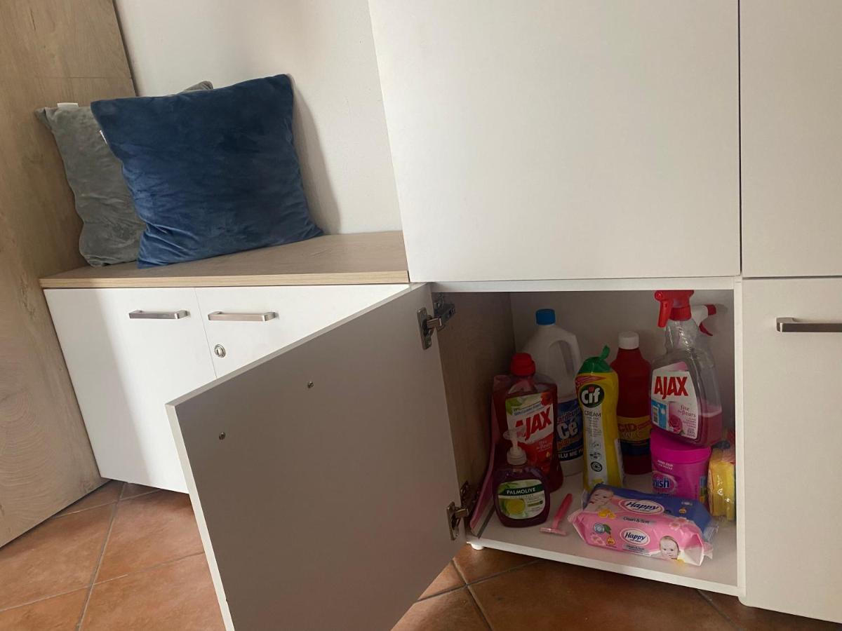 Kenza Apartment Shëngjin Екстериор снимка