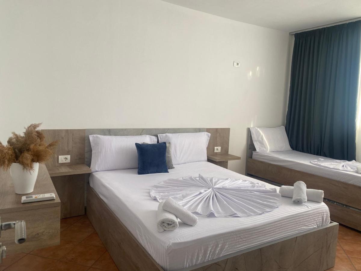 Kenza Apartment Shëngjin Екстериор снимка