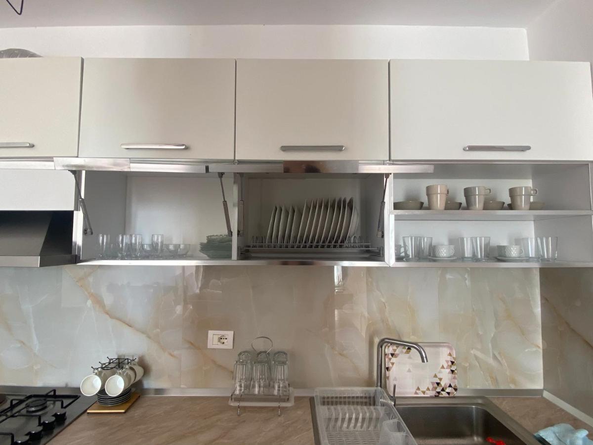 Kenza Apartment Shëngjin Екстериор снимка