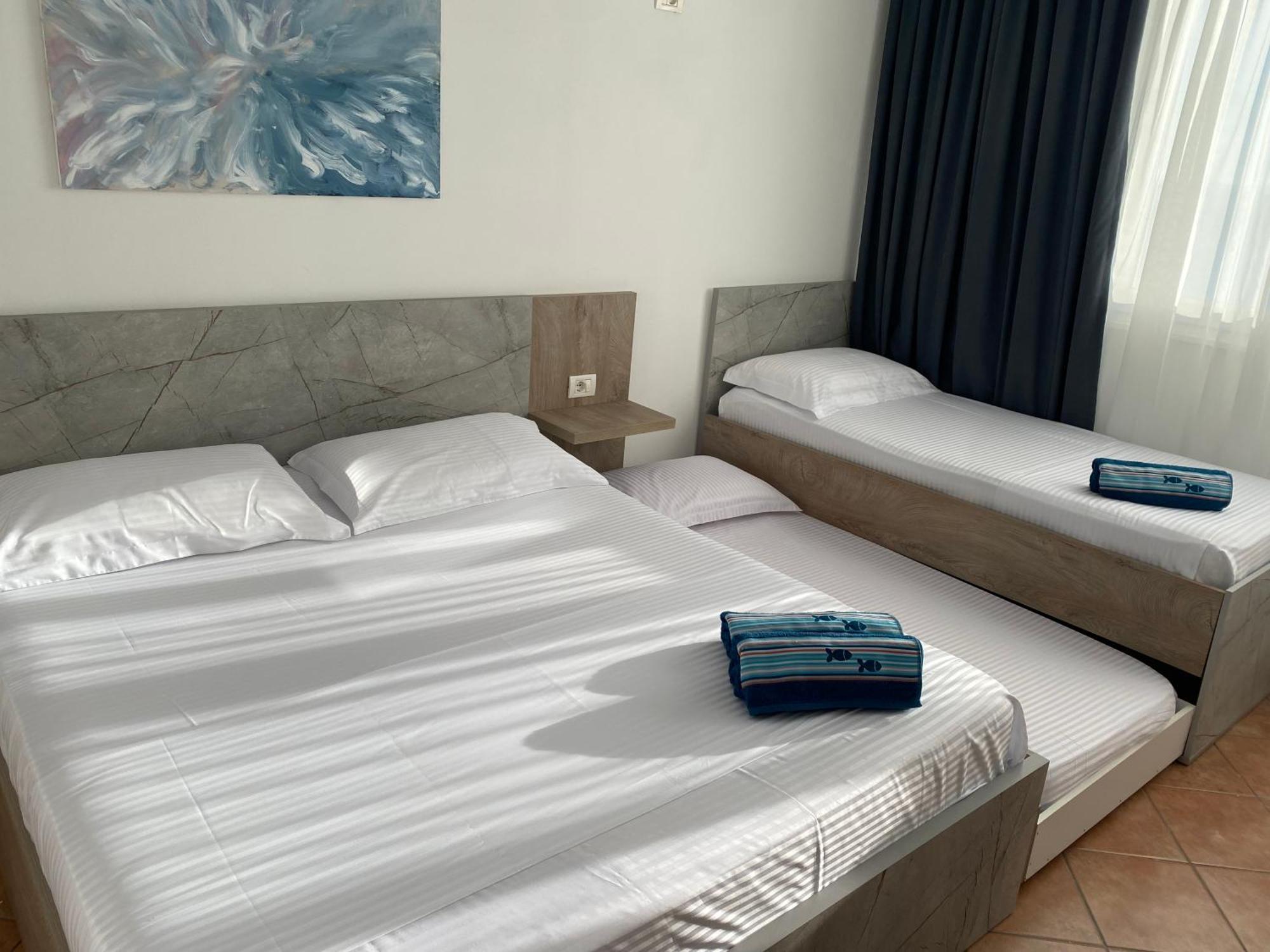 Kenza Apartment Shëngjin Екстериор снимка